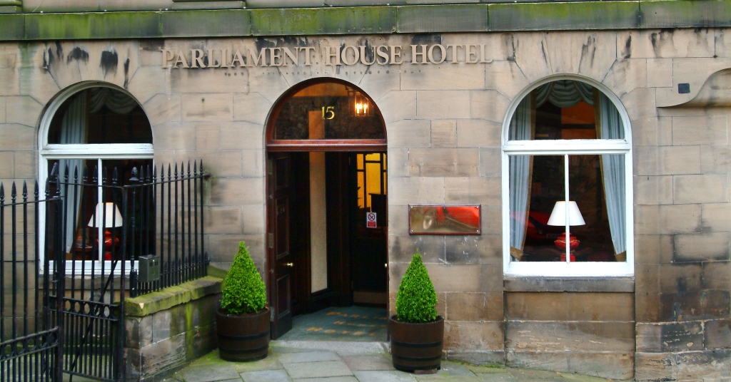 Outside shot of Parliament House Hotel