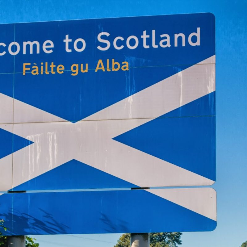 welcome to scotland sign